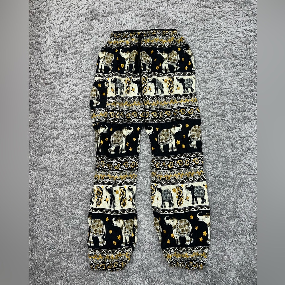 earthbound baggy pants💛